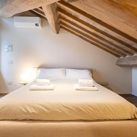 Palazzo Rinuccini - Cecco Apartment Siena