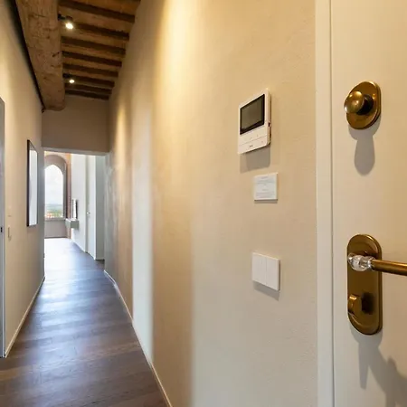 Διαμέρισμα Palazzo Rinuccini - Cecco *