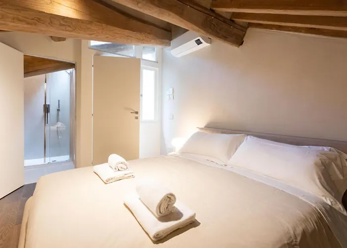 Palazzo Rinuccini - Cecco * シエーナ